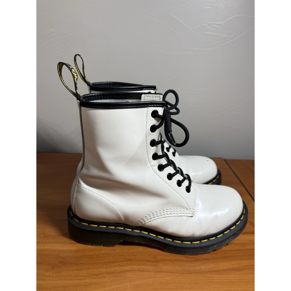 Dr. Martens 1460 Boots Womens Size 8/39 White Leather Ankle Combat Lace Up - Picture 4 of 8